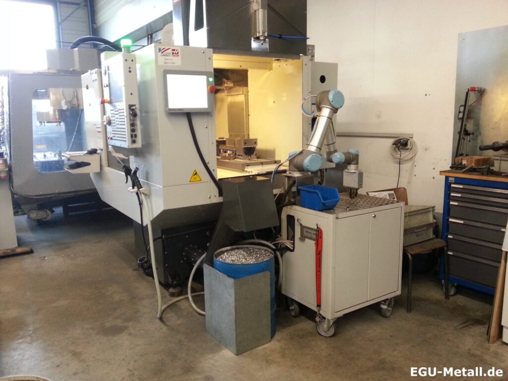 Precision CNC machining equipment on an industrial machinery factory floor